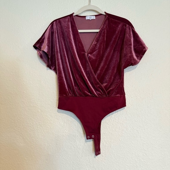 NSR Tops - NSR velvet bodysuit